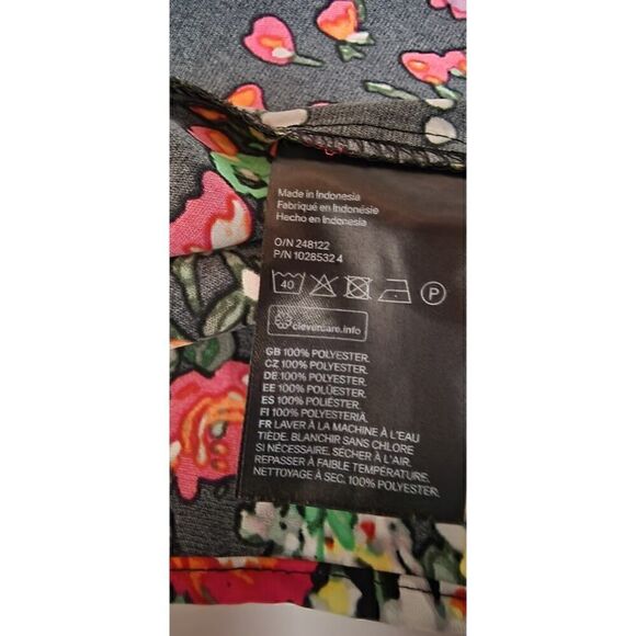 H&M Defined Shoulder Crew-Neck Long Sleeve Multicolor Black Floral Blouse Size L - Picture 7 of 10